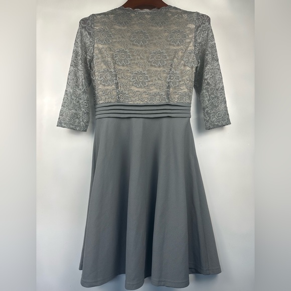 HOMEYEE Women's‎ Size 8 Chic V-Neck Lace Patchwork Flare Party Dress - Picture 4 of 10